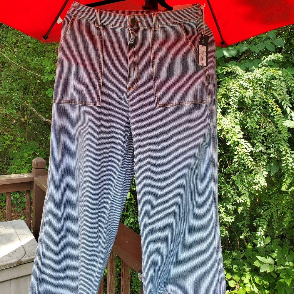 Universal Threads  Crop Wide Leg Jean